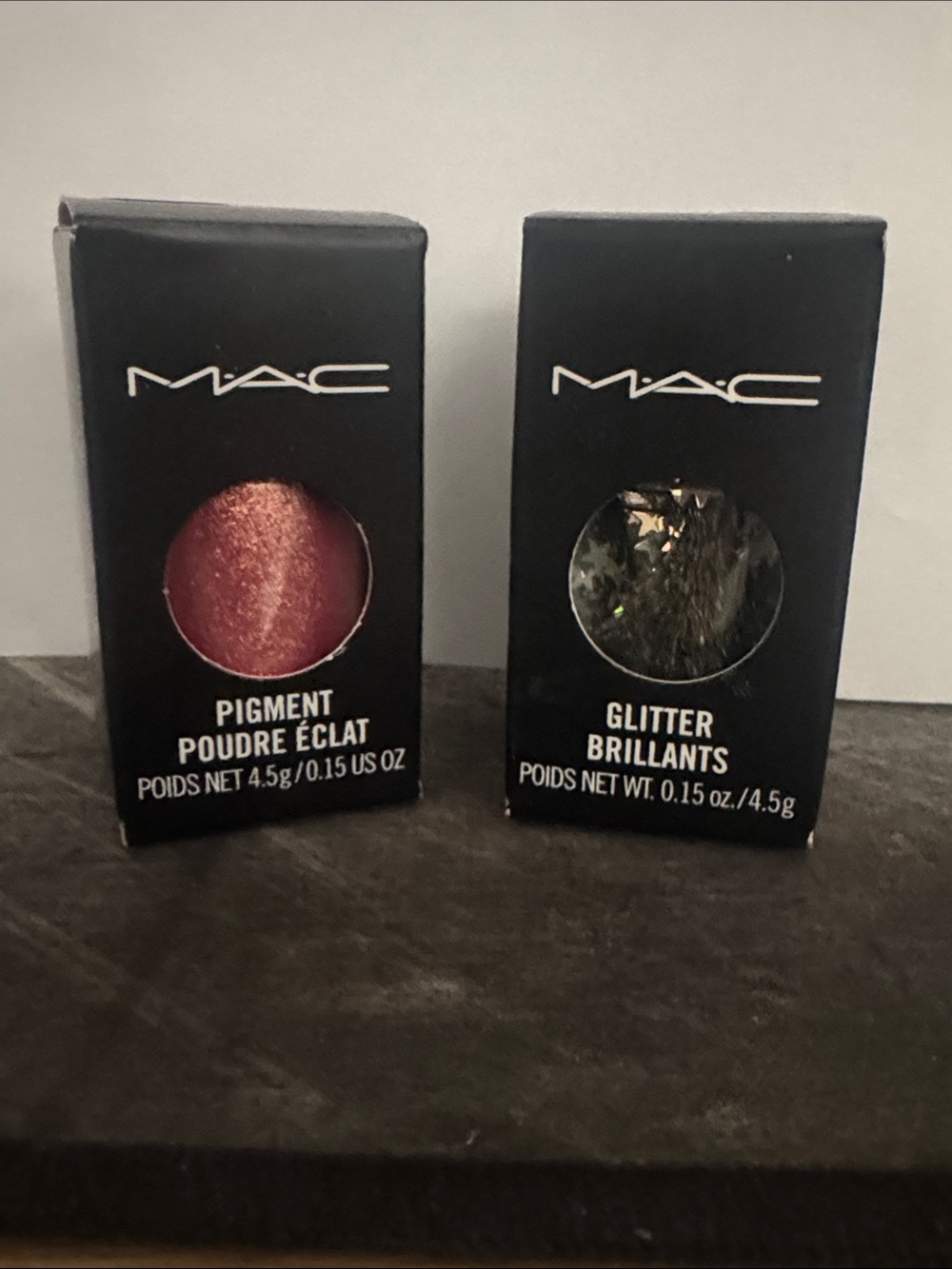 MAC Cosmetics Pink Shimmer Pigment with Iridescent Glitter Duo